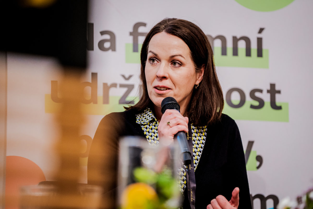 „Není to o aktivismu, ale o pragmatickém přístupu.“ – Edita Šilhánová v Realitním mixéru o ESG